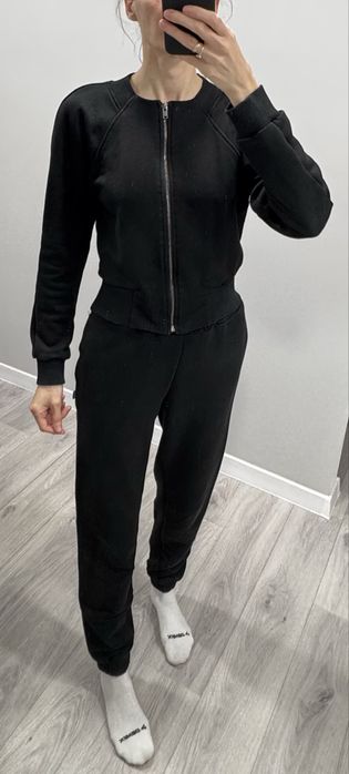 Костюм жіночий