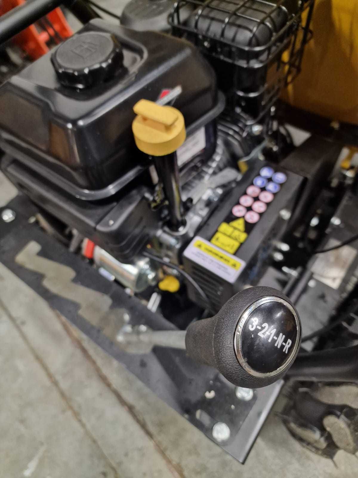 Wozidło spalinowe taczka 300kg Briggs&Stratton mini wywrotka