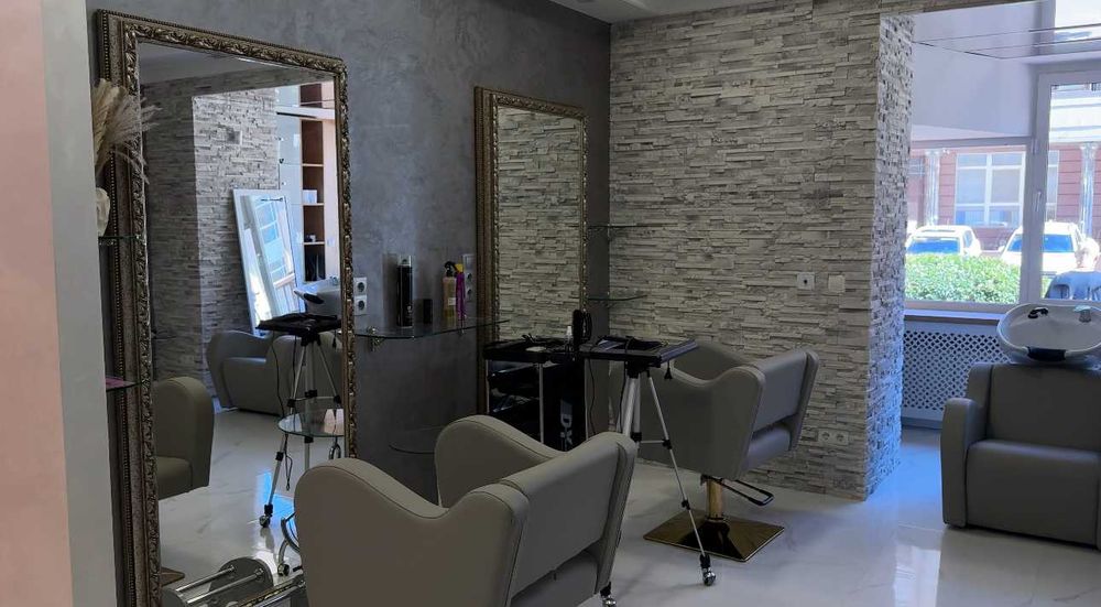 Продам діючий салон краси в Києві, Оболонь, 188м2 ТЕРМІНОВО