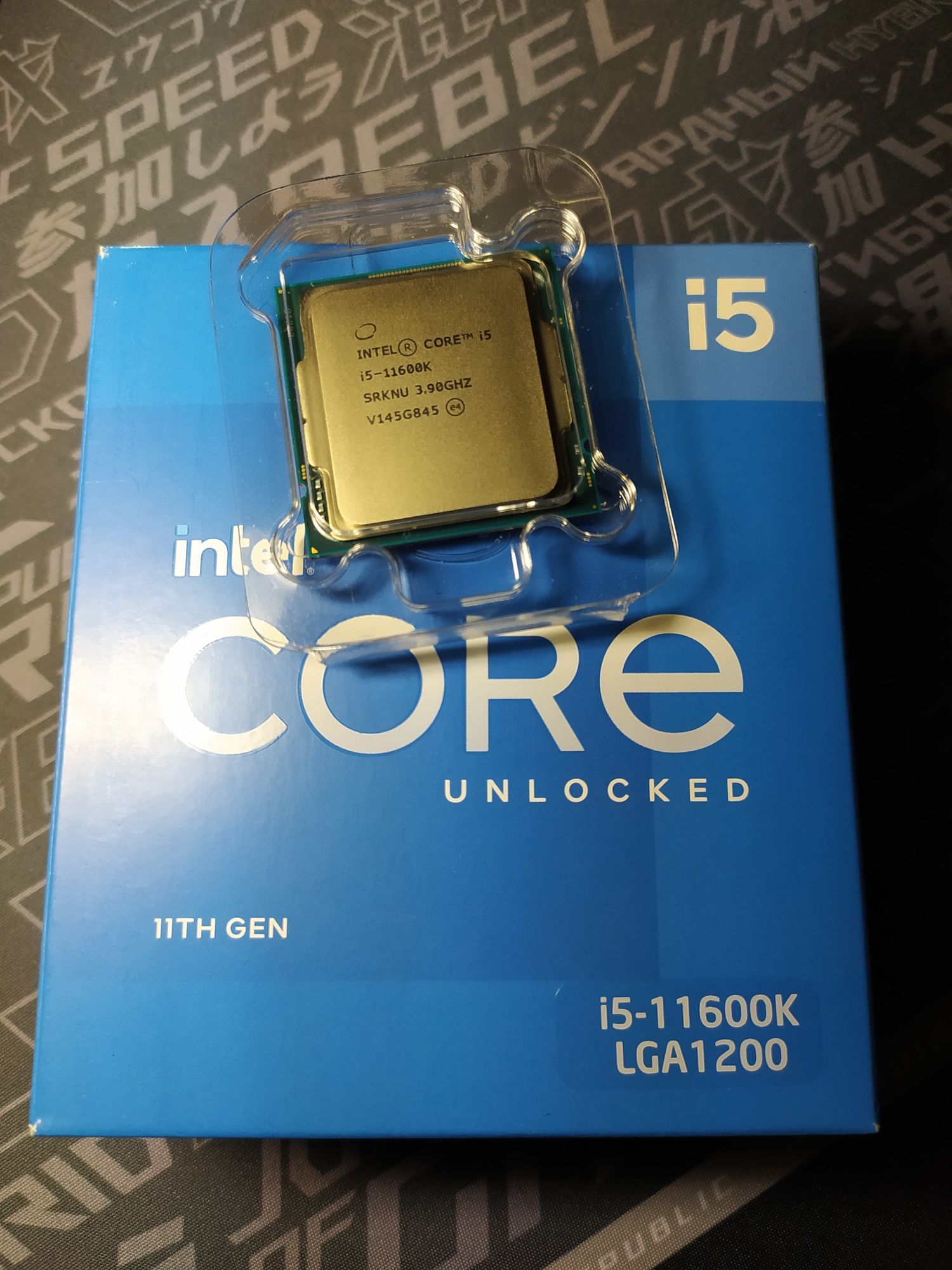 Процессор Intel Core i5-11600K ще на гарантії