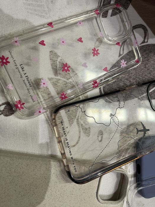 iPhone 13 cases in excellent condition64550306132483122