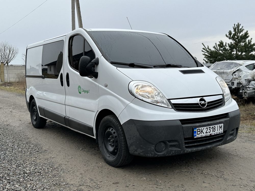 Opel Vivaro / Опель Віваро 2014 грузо пасажир оригінал + вебасто CDI