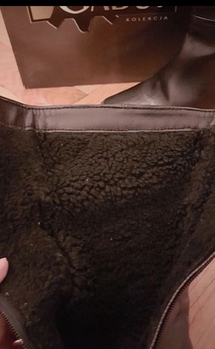 Damskie czarne kozaki skórzane