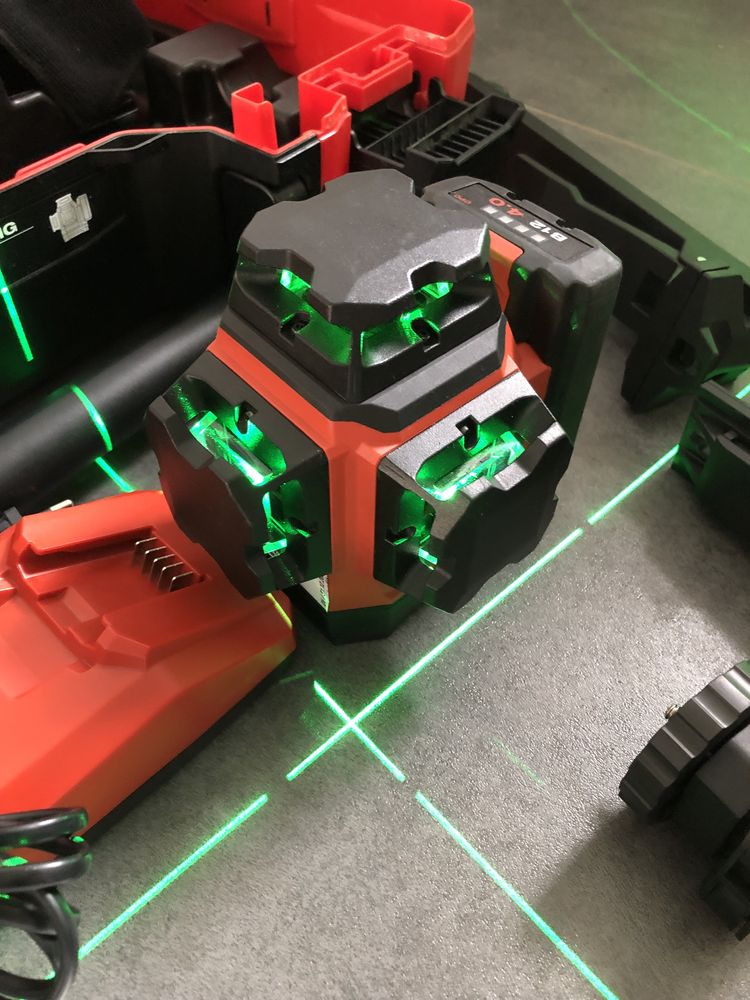 Мультилінійний лазерний нівелір Hilti PM 30-MG, 3D