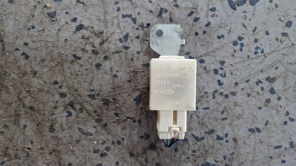 MAZDA 6 GG GY PRZEKAŹNIK 3213-653-020