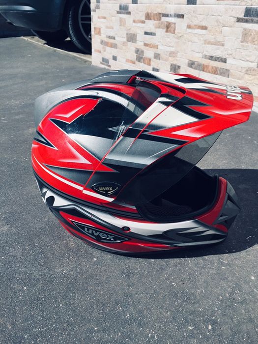 Capacete Uvex c/ viseira