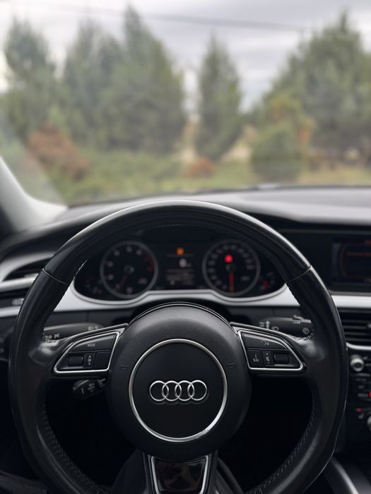 Продам власне авто Audi A4 B8.