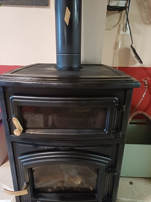 URGENTE Salamandra de ferro com forno