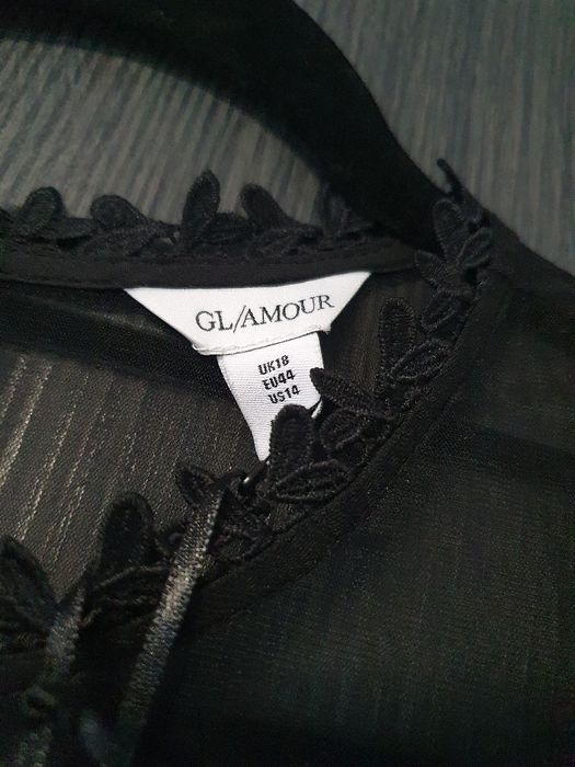 Sukienka czarna koronka rozm.46