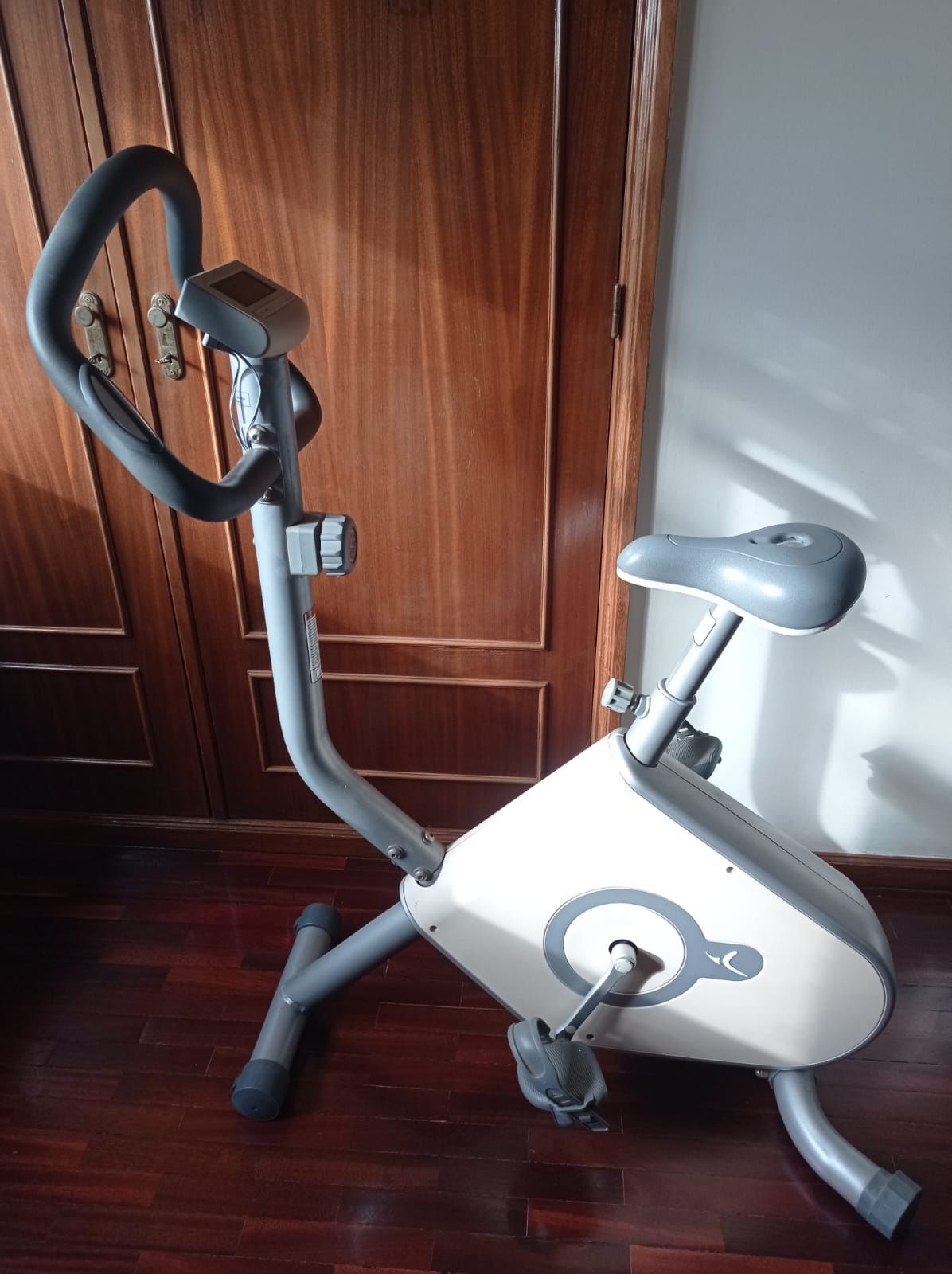Bicicleta Estática Ergométrica