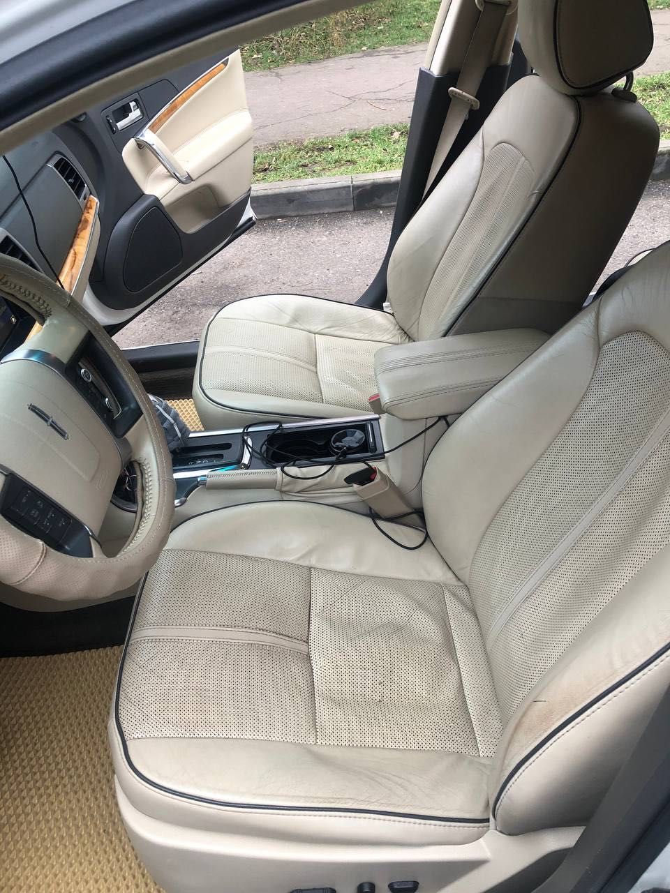 Продам  Lincoln MKZ Hibrid