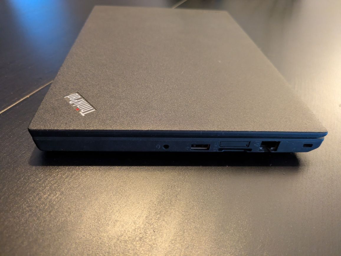 Portátil Lenovo X270