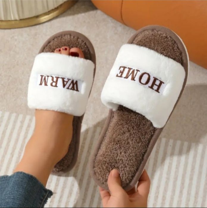 Жіночі красиві тапочки