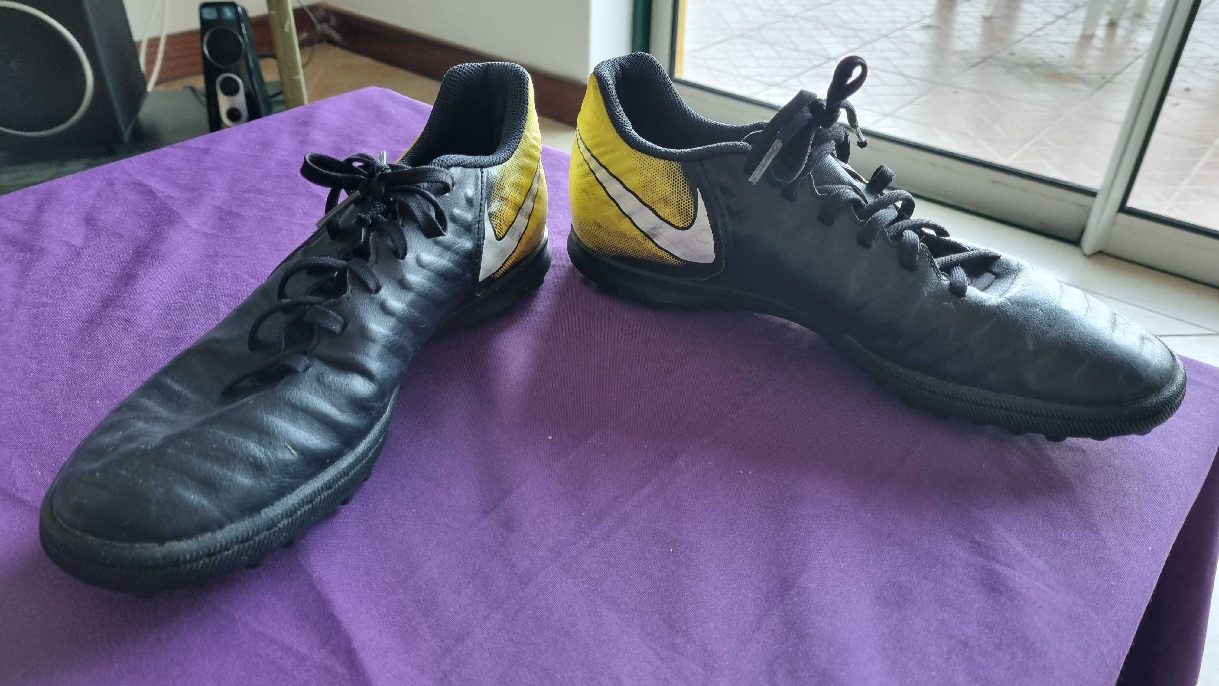 Sapatilhas Nike Tiempo X 43 - Sintético, Relva Artificial