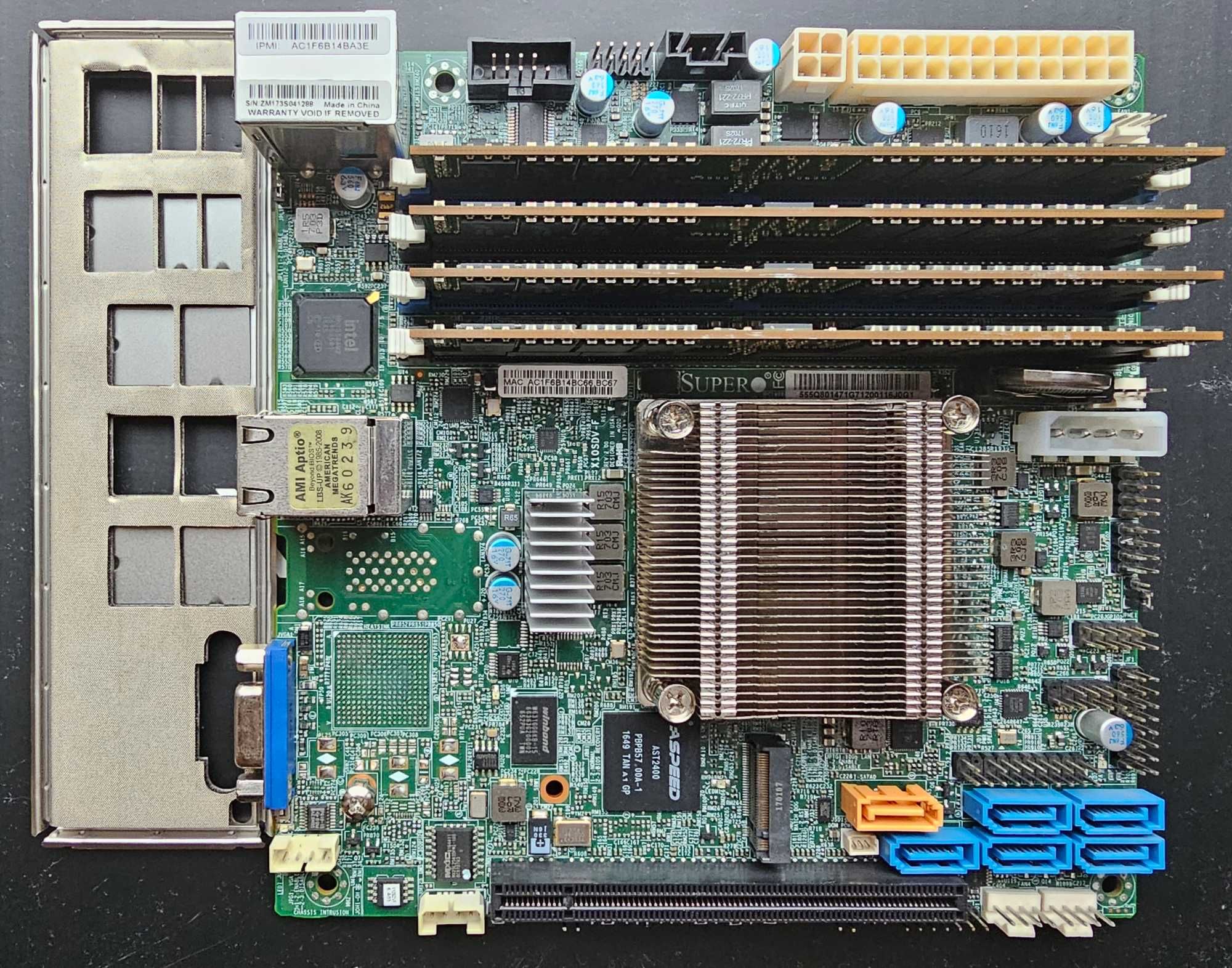 SUPERMICRO X10SDV-F Xeon D-1541 (8core)  RAM 128 GB