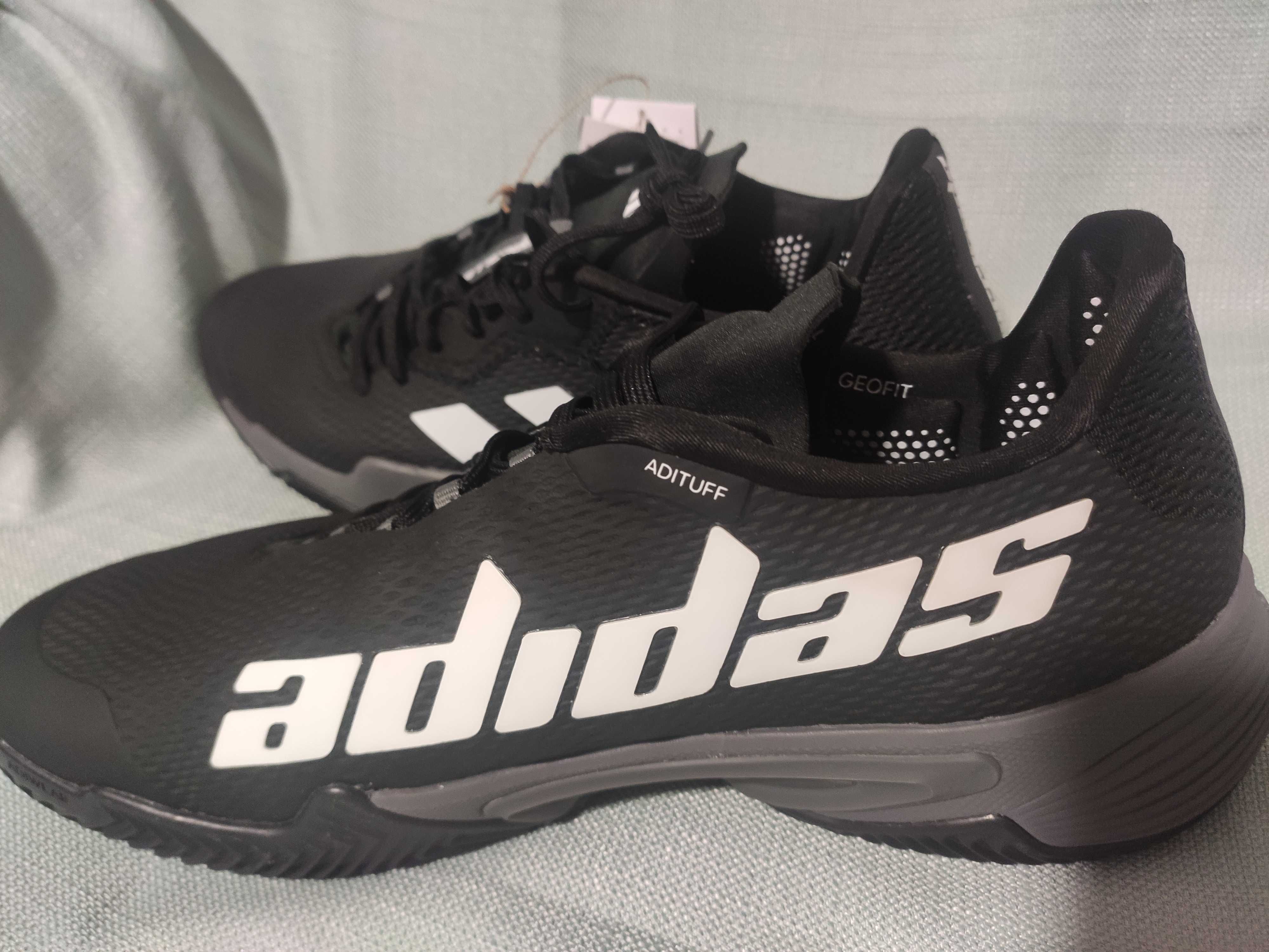 Нові кросівки від бренда ADIDAS 44- розмір