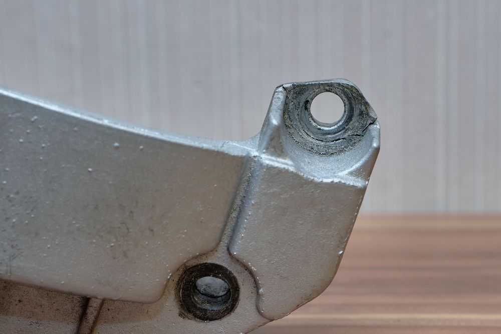 Кронштейн опори двигуна Рено К4М Меган 2 Сценік 2 Megane Scenic