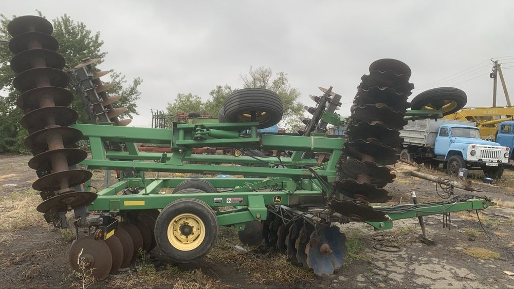 Продам МТЗ з підігрівом, КПС,  , оброикувач з компютеромта ЗІЛ,інш.