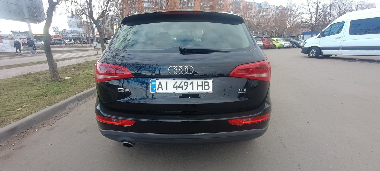 Продам Audi q5 quattro