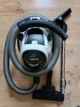 Odkurzacz bezworkowy BOSCH BGS05A322 700W