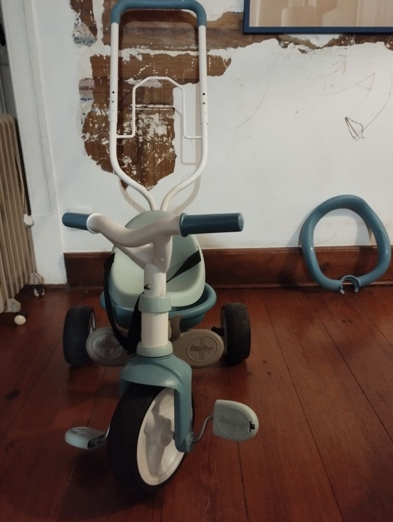 Triciclo evolutivo Smoby (semi-novo)