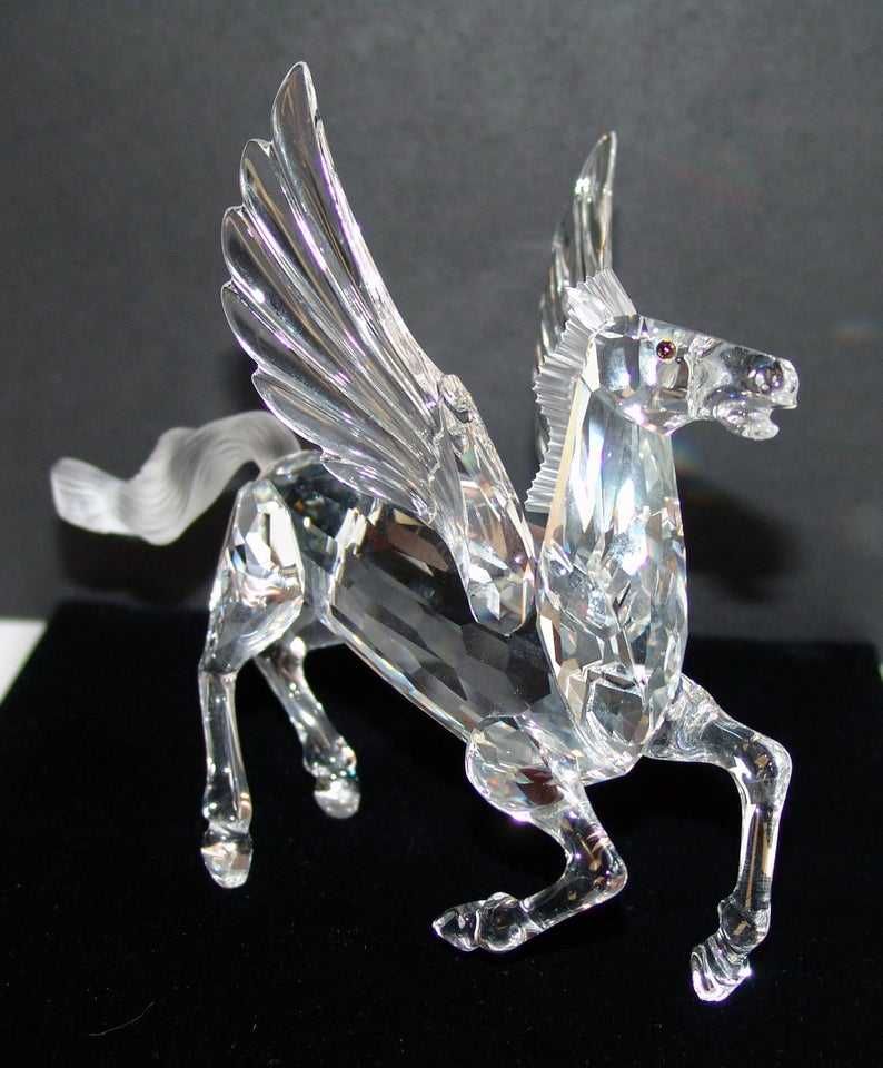 Edição limitada e exclusiva PEGASUS SWAROSVKI