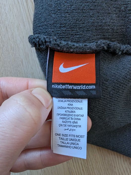 Зимова хайпова оригінальна шапка Nike Jdi Pom Beanie