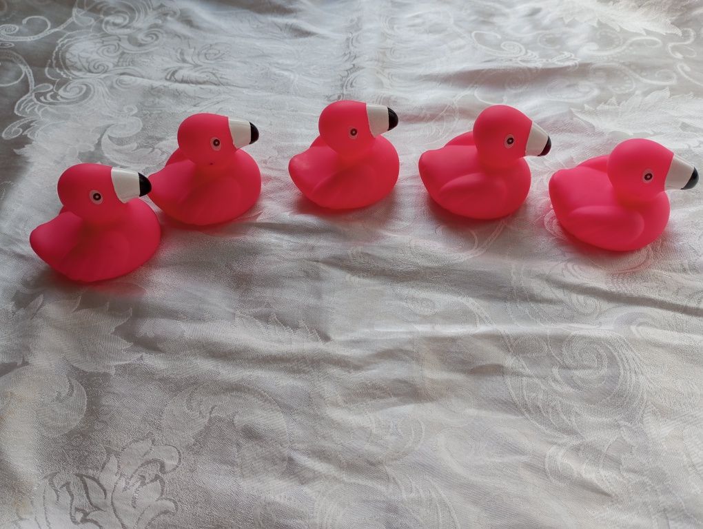Гумові іграшки (рожеві фламінго ) для ванної