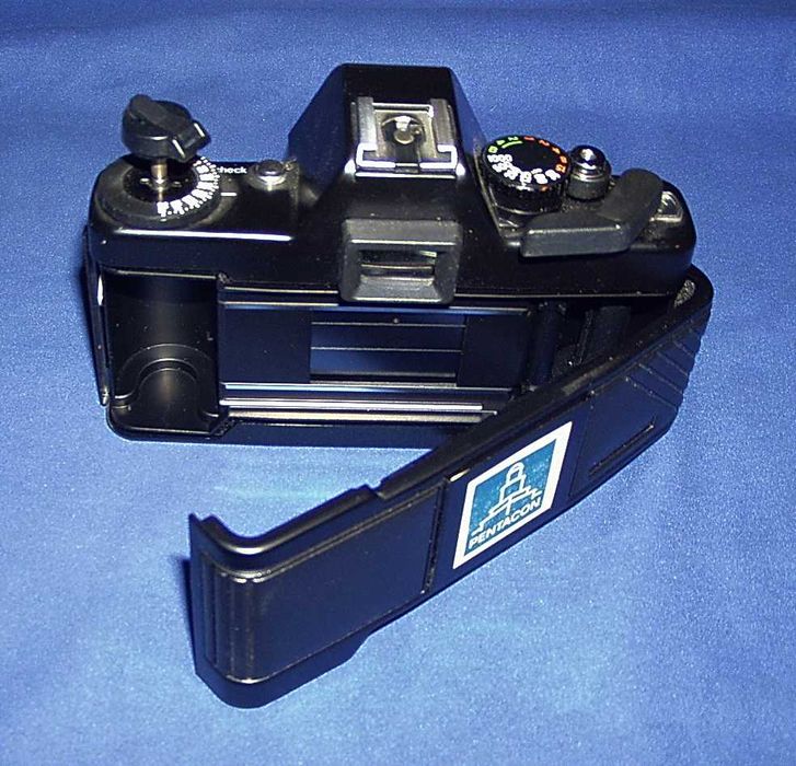 Aparat Praktica BMS electronic korpus