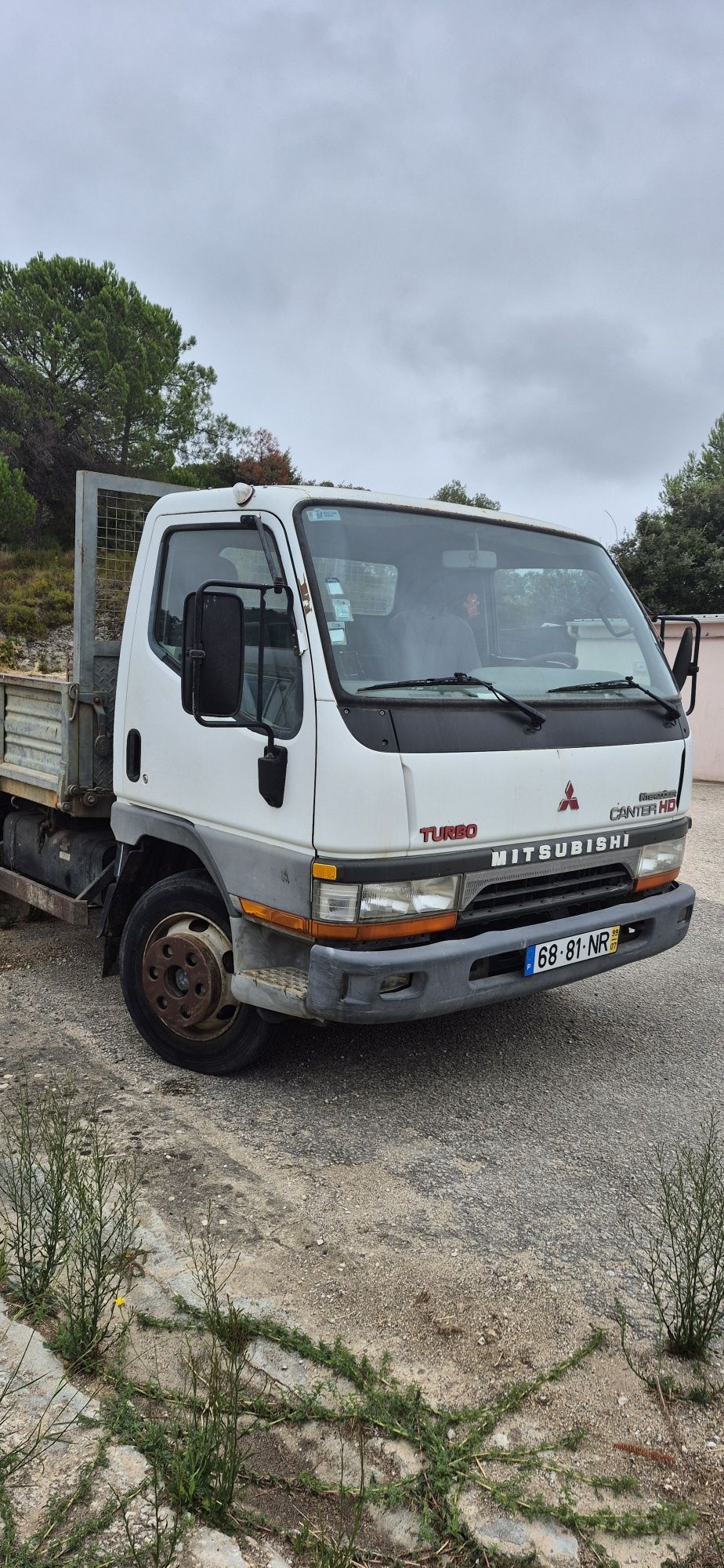 Mitsubishi canter