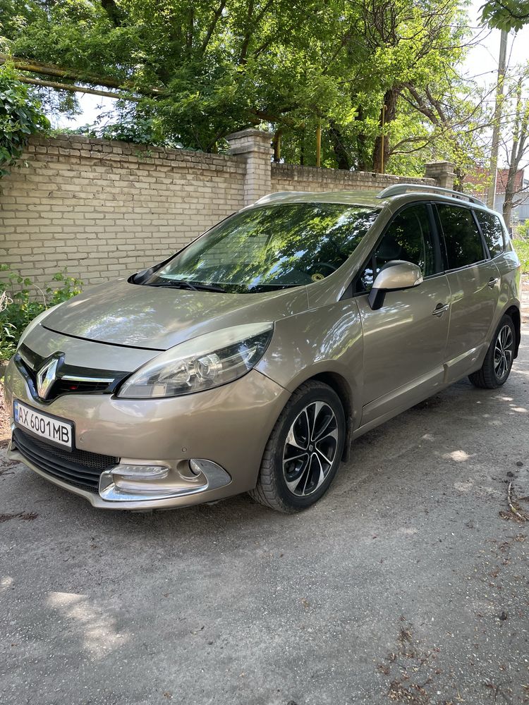 Продам Renault Grand Scenic III