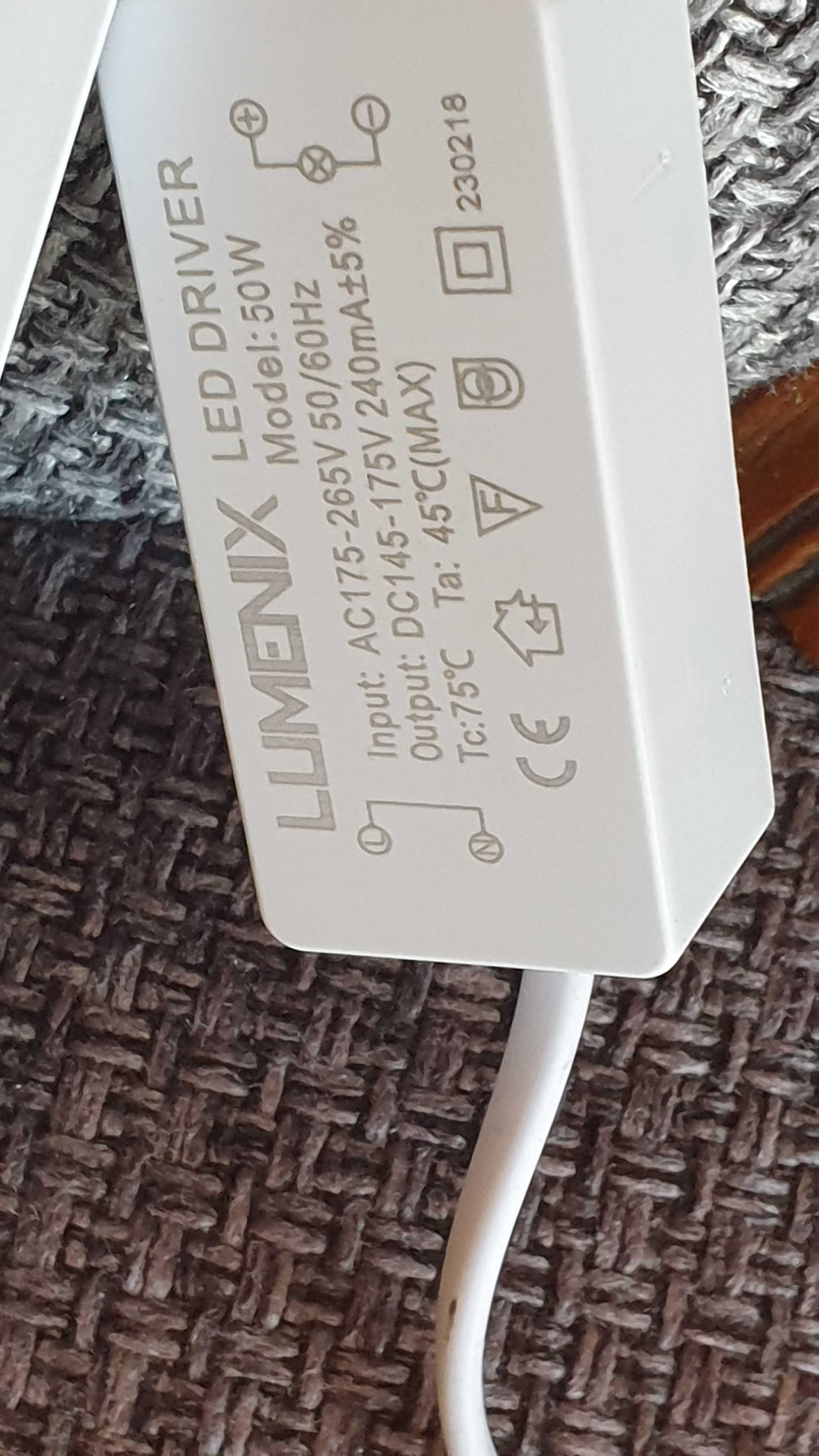 Natynkowy panel led - Lumenix