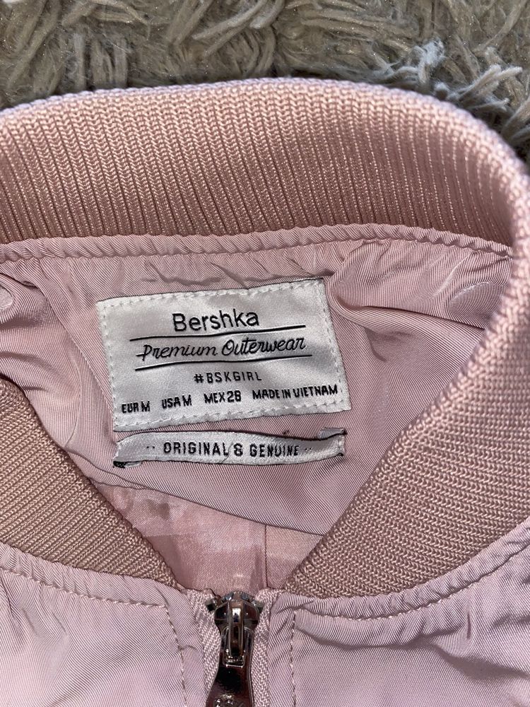 Куртка Bershka хс/с(вітровка,курточка,бомбер)