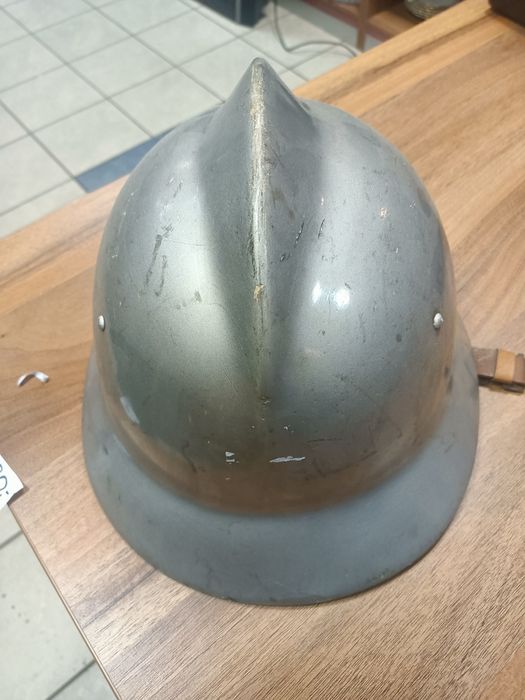 Hełm strażacki z okresu PRL-u