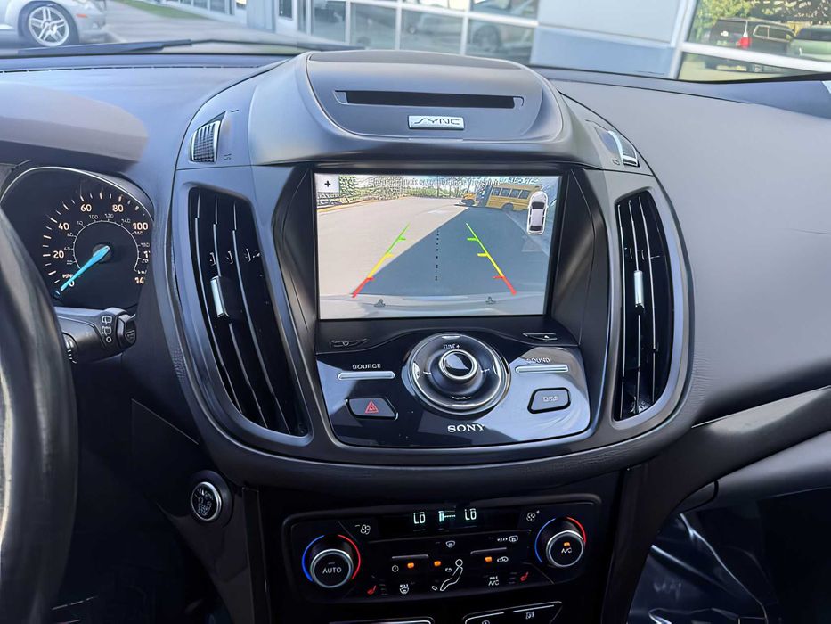 Ford Escape Titanium      2017