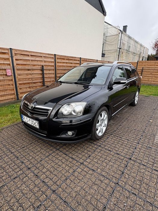 Toyota Avensis 2.0 benzyna + LPG, automat, skórzana tapicerka