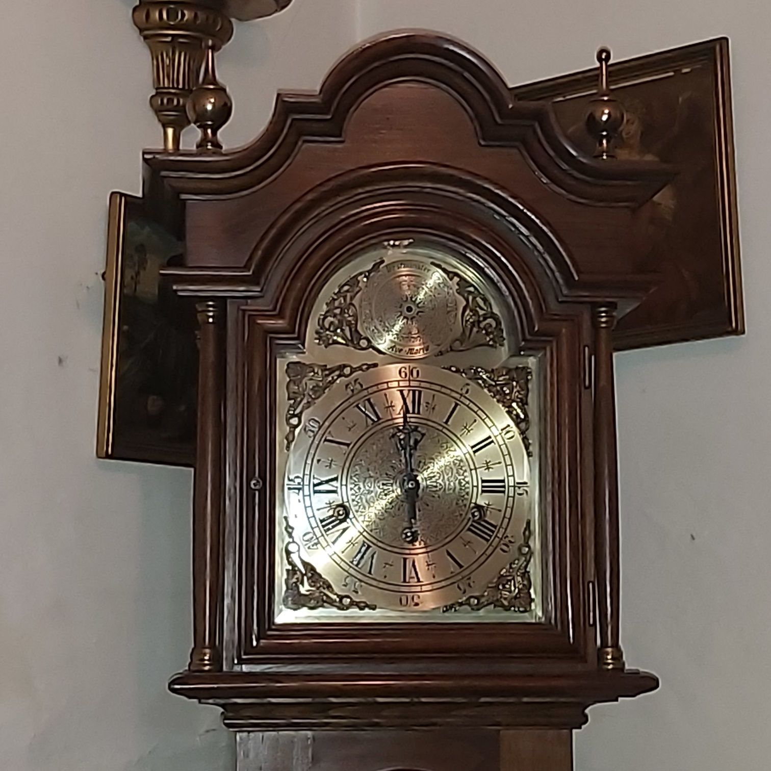 Relogio de Caixa Alta, Reguladora