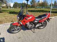 Honda CB 500 czerwona
