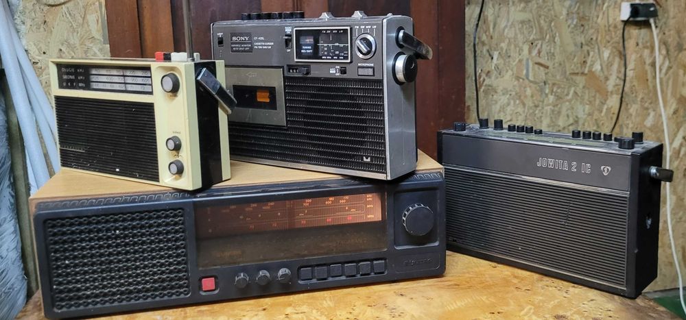 Radia Prl. Unitra 4szt , Sony CF420L,Taraban 2, Jowita , Izabella