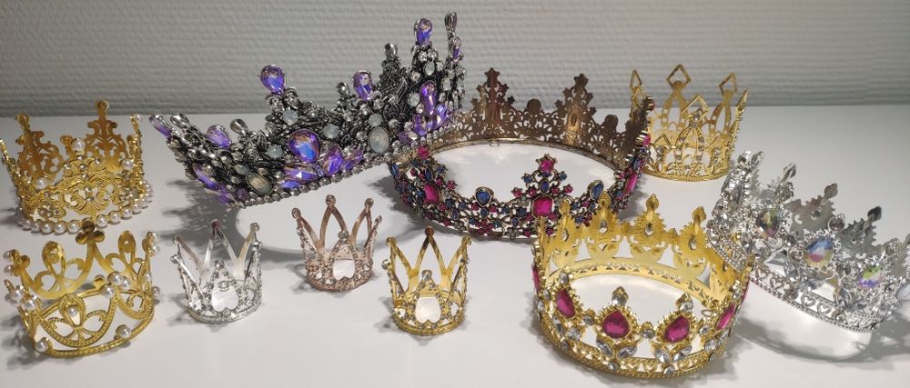 Корона на торт 15;14;12,5;6;5;3 см, глітер (блистівки), топер