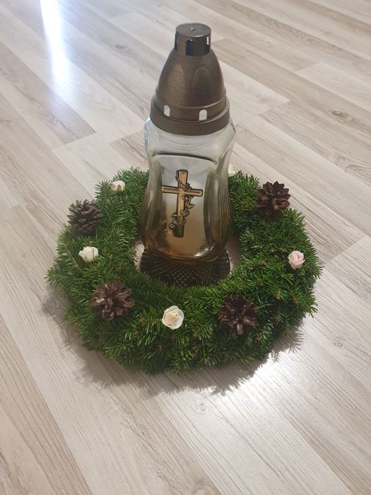 Wianek z gałązek jodły