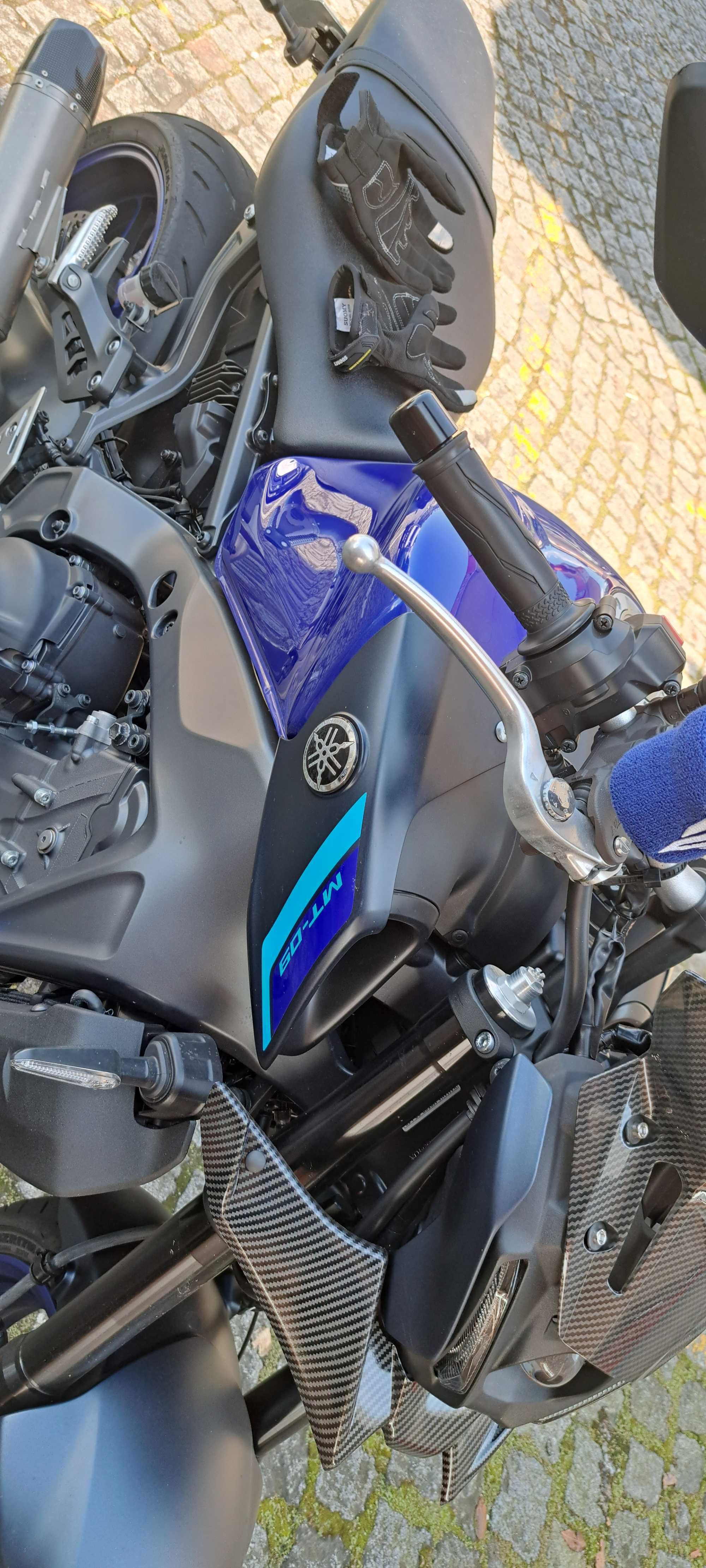Yamaha MT09 como nova