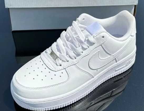 Nike Air Force 1 '07 White Eu39