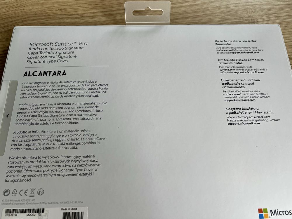 Klawiatura Microsoft Sirfqce Pro Signature Alcantara 1725 FFQ-00153