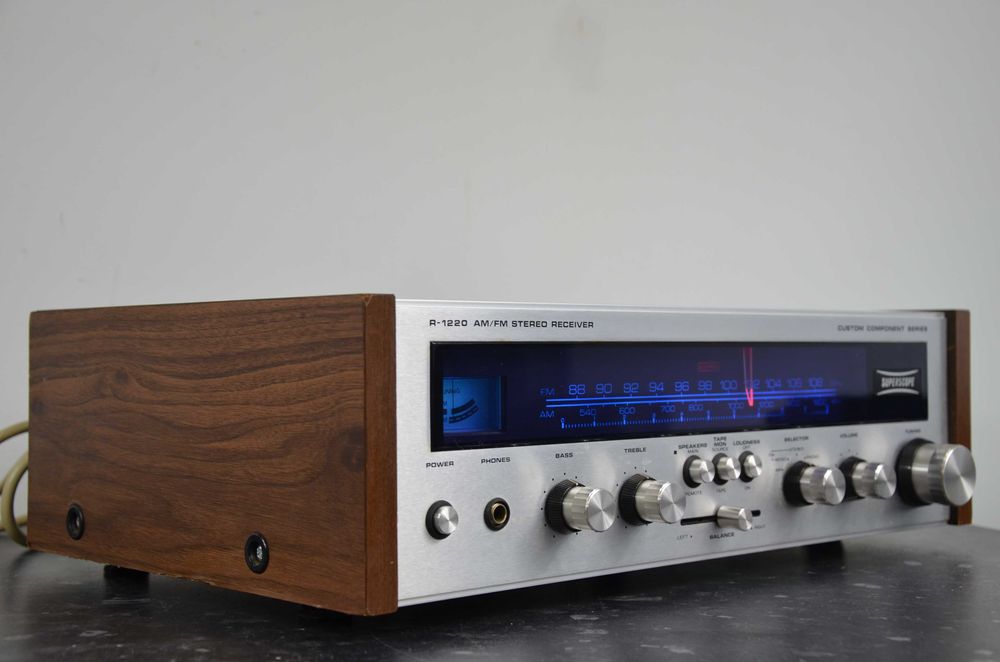 Marantz Superscope R-1220 Amplituner stereo srebrny