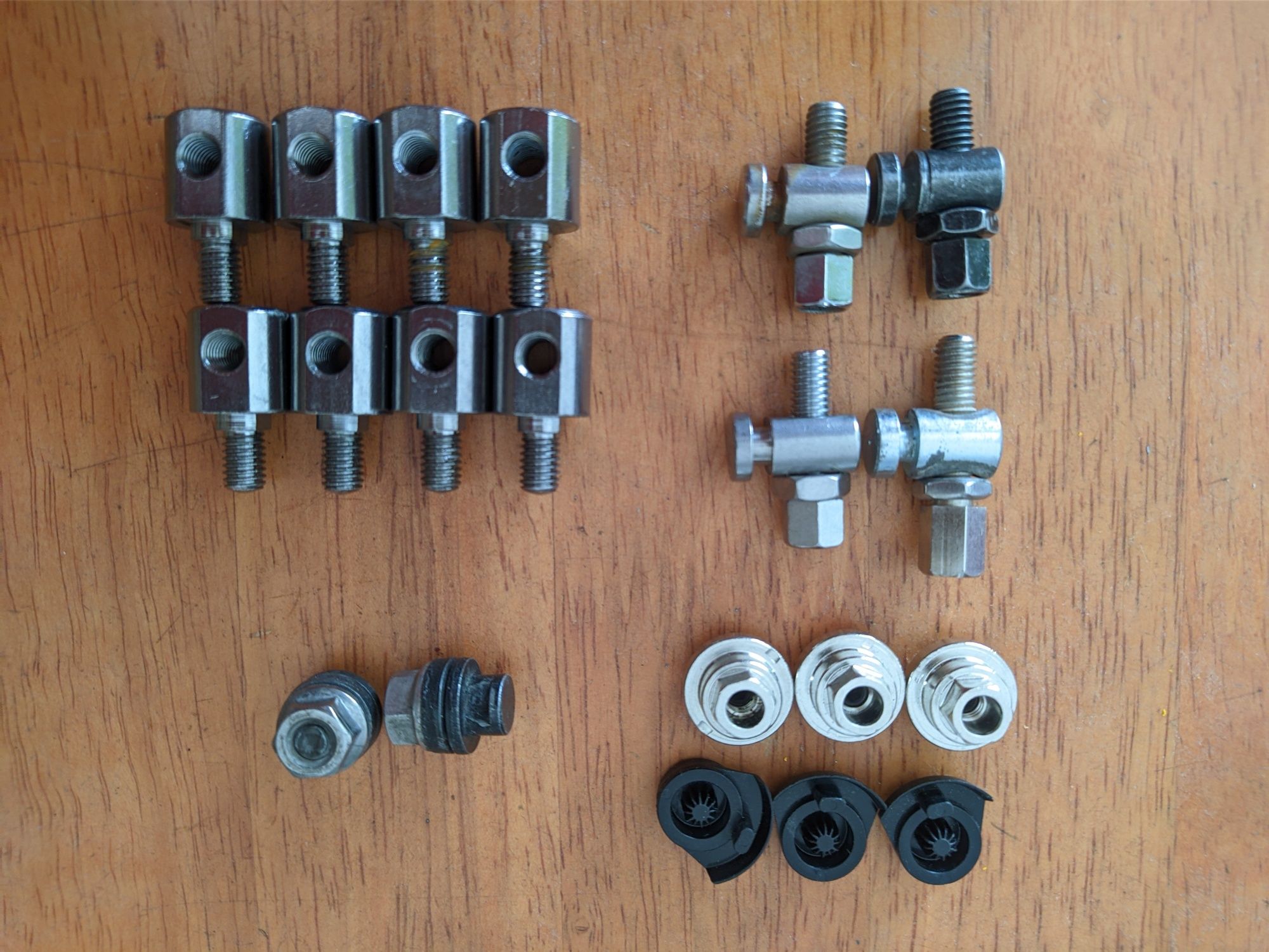 Nakrętki, podkładki Shimano, Sram, Sturmey-Archer