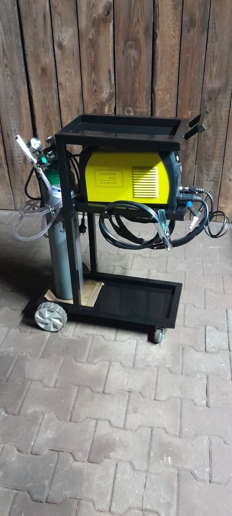 Mobilny wózek pod spawarkę