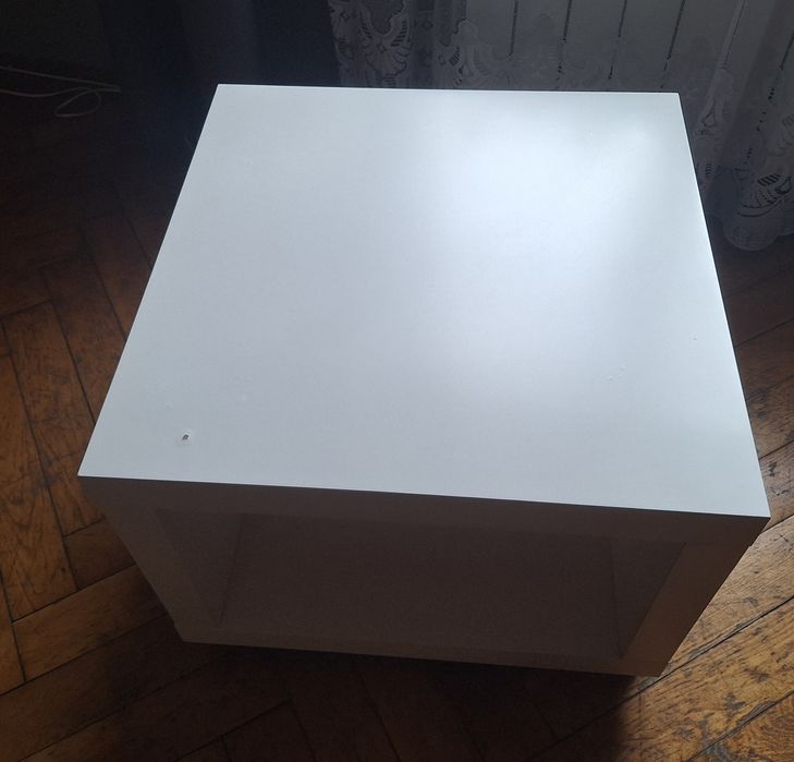 Stolik kawowy na kółkach biały kwadratowy 55x55 ikea