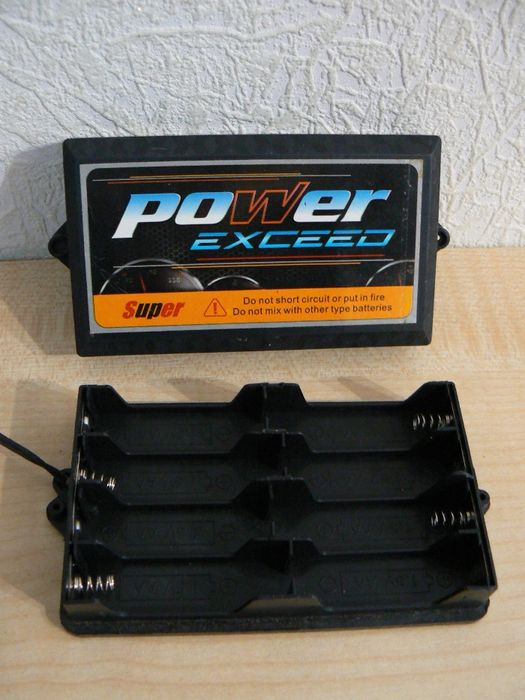 Power Exceed,блок 12V из 8 АА батареек,мобильный аккумулятор.