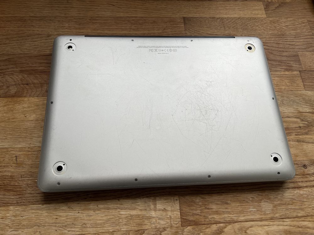 MacBook Pro 13” i5 2,5GHz po zalaniu